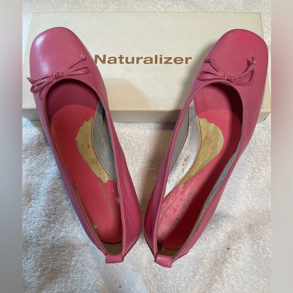 CLEARANCE - ANY 2 PAIRS OF SHOES $35 Pink Naturalizer Leather Flats Size 6.5
